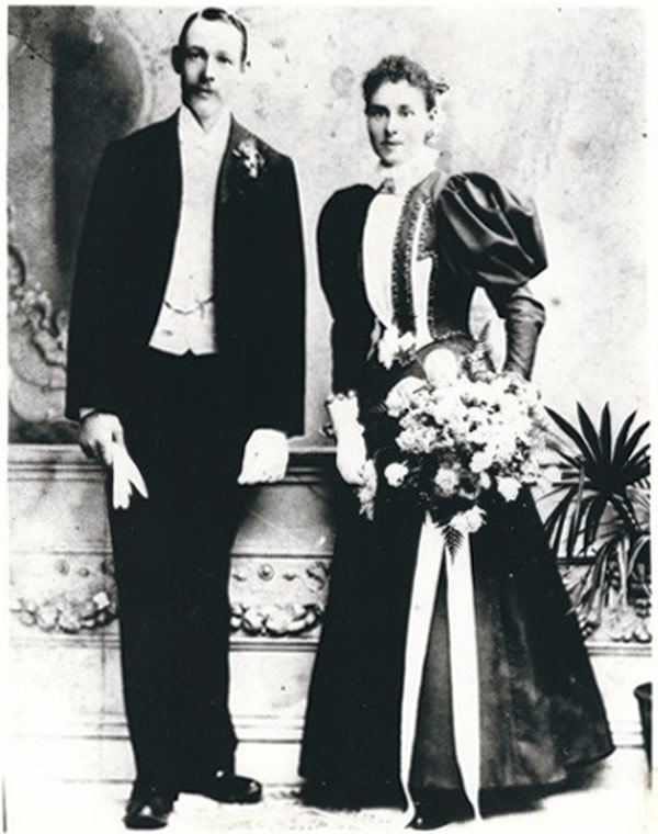 Craig Revel Horwood's great-grandparents, Charles Horwood and Lizzie Belle - circa 1890s