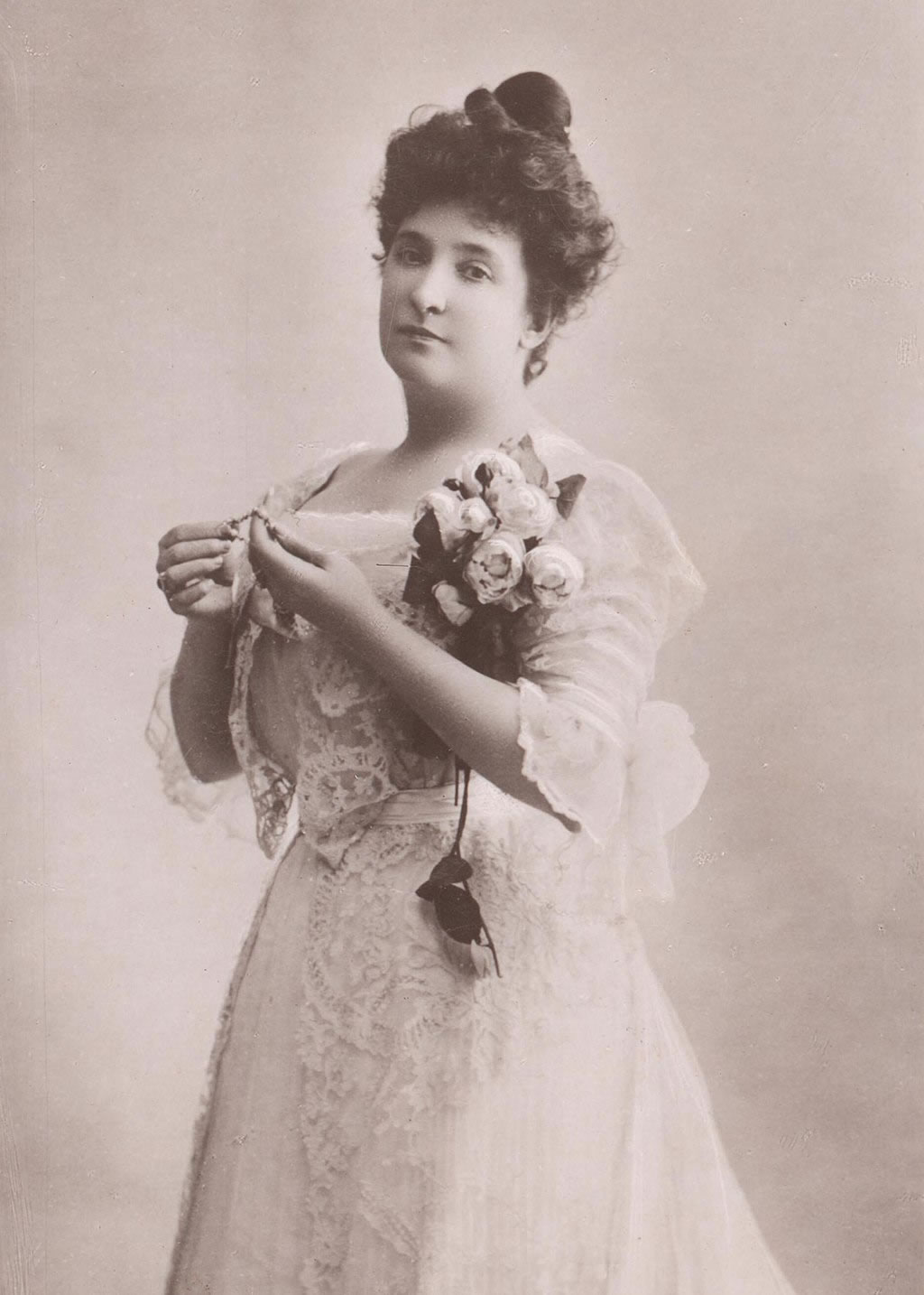 Dame Nellie Melba. Rotary Photo / Public domain
