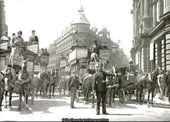 A Traffic Block outside Mansion House 1900 (Cornhill, London, Mansion House, Street)