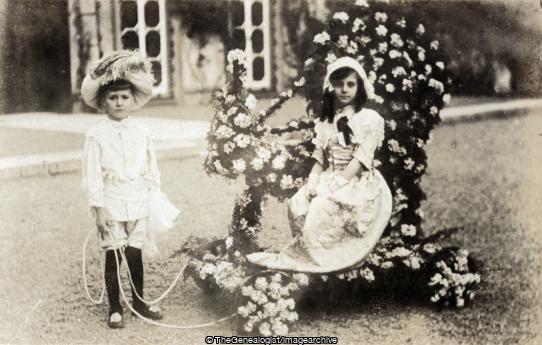 Battle of Flowers 1909 Boy and Girl (1909, Battle of Flowers, boy, Float, girl, Jersey, Samares Manor)