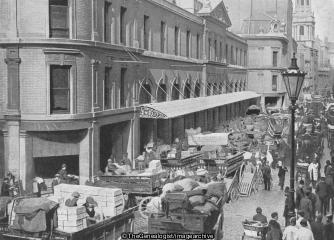 Billingsgate Market (billingsgate market, City of London, England, Fish market, London, Lower Thames Street, Market, Street)