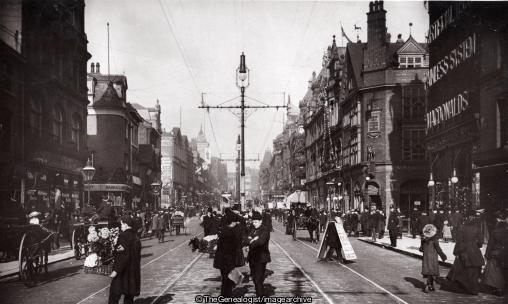 Briggate Leeds 1911 (1/2d, 1911, 1911-07-05, 49 Law Road, Balby, Horse and Carriage, horse and cart, J, Lightcliffe, Moore, Mrs, sandwhich board, Yorkshire)