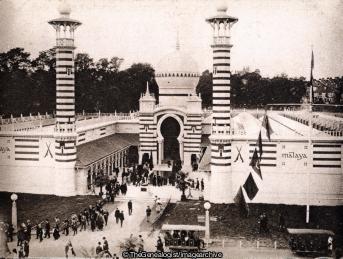British Empire Exhibition 1924 Malaya Pavilion (1924, British Empire Exhibition, England, Exhibition, Malaya Pavilion, Middlesex, Wembley)