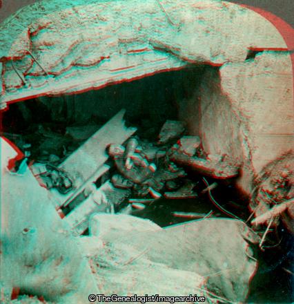 His Last Fight - See he lies death staring from his eyes - Somewhere in France (3d, Dead, France, Pillbox, Soldiers, WW1)