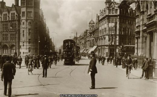 Hull King Edward Street 1914 (1914, Hull, King Edward Street, policeman, tram, Yorkshire)