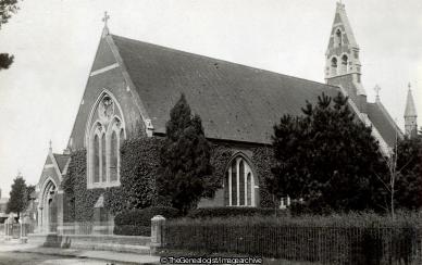 Hythe Church ( Hythe,  New Forest, Hampshire, Hythe Church, Kent, St John)