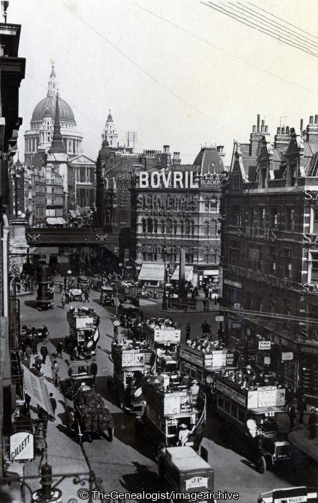 Ludgate Circus London (London, Ludgate Circus, St Pauls Cathedral)