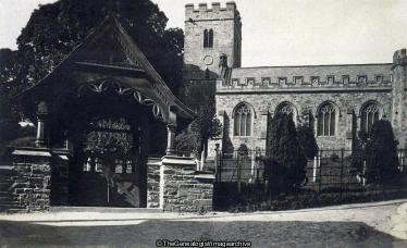 Lych Gate and Dulverton Church (All Saints, Church, Devon, dulverton, England)