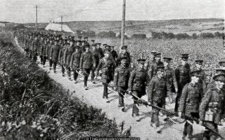 Marching out of camp at Lulworth 1912 (1912, 6th Battalion, Cast Iron Sixth, City of London Rifles, Dorset, England, London Regiment, Lulworth, marching)