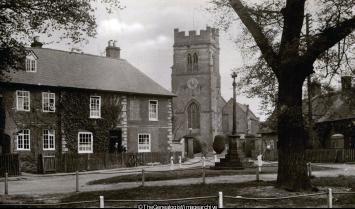 Memorial and School House Dunchurch (Church, dunchurch, memorial, School, St Peter, Street, Warwickshire)