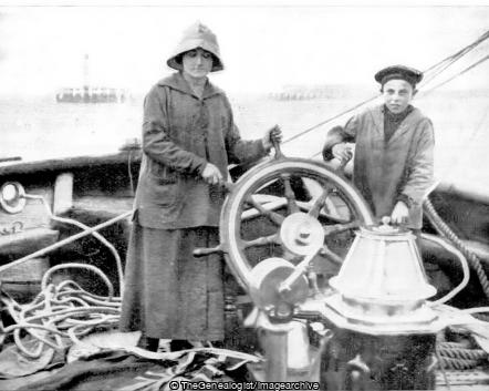 Miss Jessica Borthwick steering the Grace Darling out of Ostend Harbour (Grace Darling, Jessica Borthwick, Ostend)