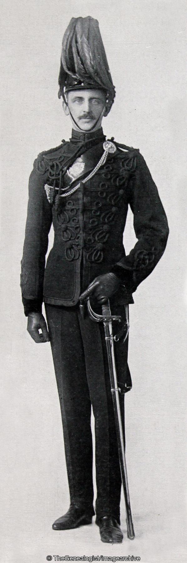 Officer in Review Order 1914 (1914, 5th Battalion, London Regiment, London Rifle Brigade, Officers, Uniform)