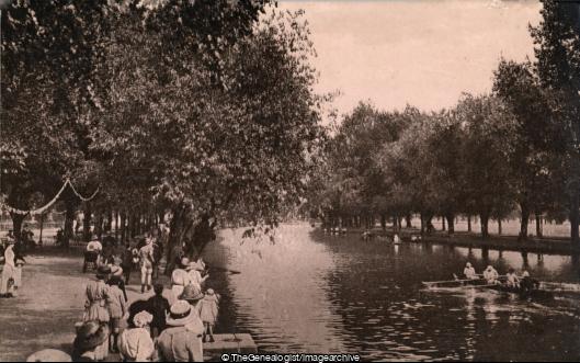 River and promenade Bedford (Bedford, C1920, England, River, Rowing Boat, Rowing Club)