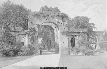 The Baillie Guard Gate Lucknow (1857, Baillie Guard Gate, India, Indian Mutiny, Lucknow, United Provinces, Uttar Pradesh)