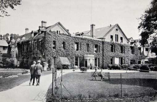The School House (England, Gloucestershire, Stonehouse, WW1, Wycliffe College)