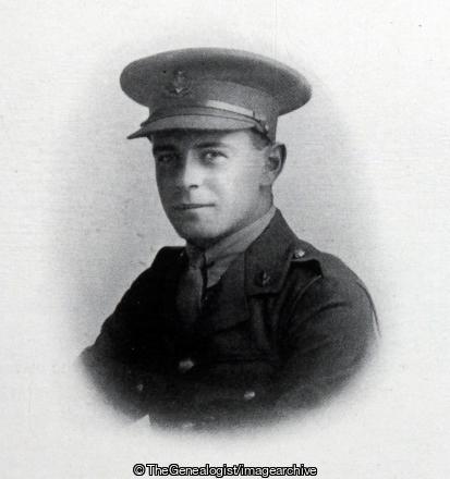 Tom B Curtis 2nd Lieut Cheshire Regt (2nd Lieutenant, Cheshire Regiment, England, Gloucestershire, Stonehouse, WW1, Wycliffe College)