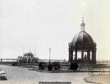 Wellington Gardens & Bandstand, Great Yarmouth ( Wellington Gardens, Bandstand, Great Yarmouth, Norfolk)