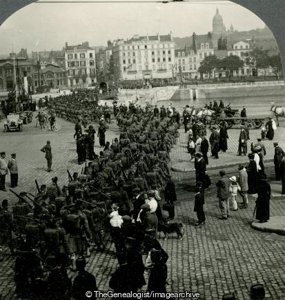 WWI - The Highland regiment of the British Army Marching through Boulogne (1914, 1st Battalion, 3d, Boulogne, Boulogne-sur-Mer, France, Gordon Highlanders, Nord-Pas de Calais, WW1)