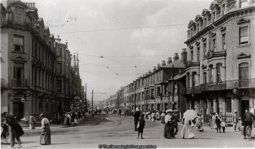 Yarmouth Regent Road 1909 (1909, England, Great Yarmouth, Norfolk, Regent Road)